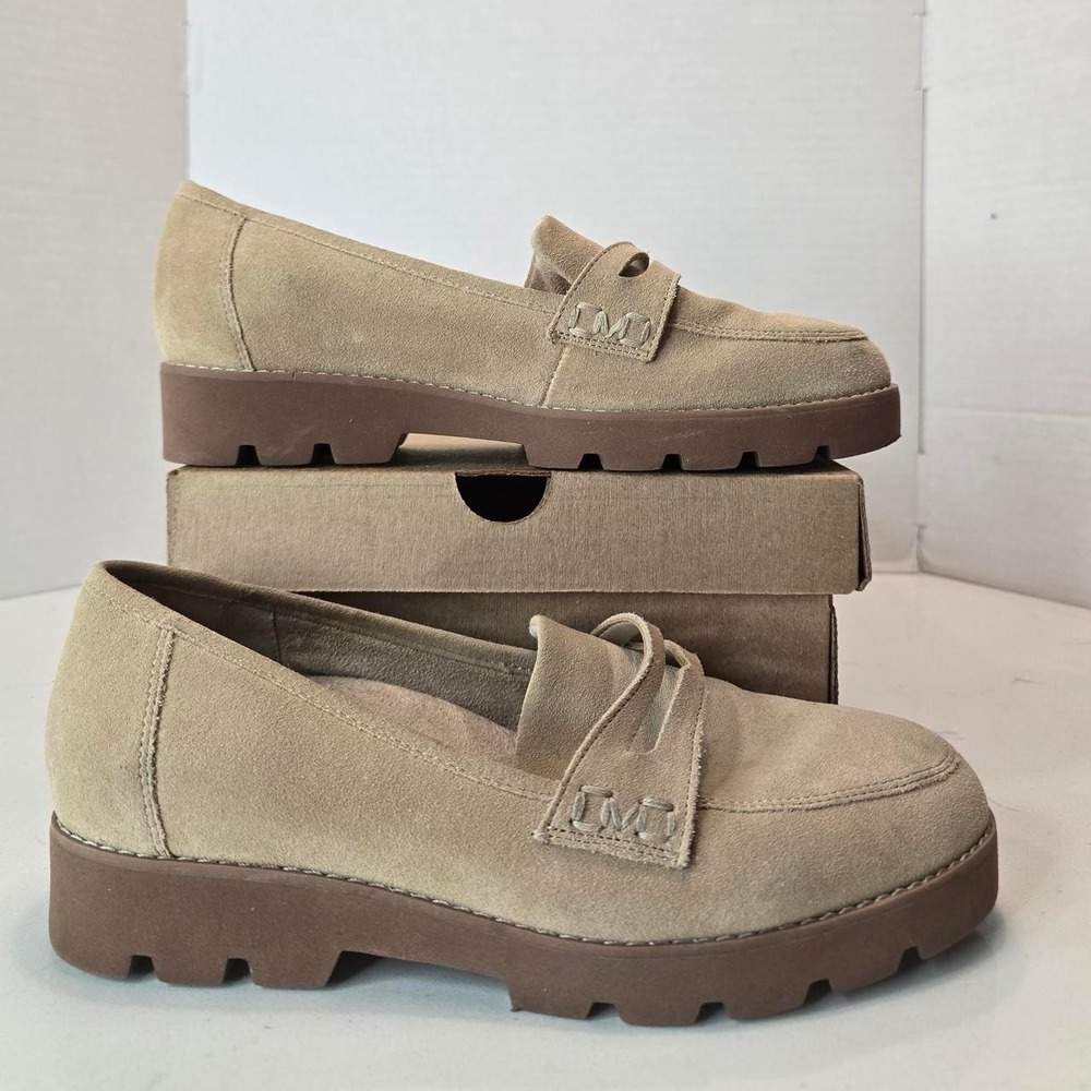 Vionic Cheryl II Womens Size 7.5 Shoes Beige Suede Comfort Casual Penny Loafees.